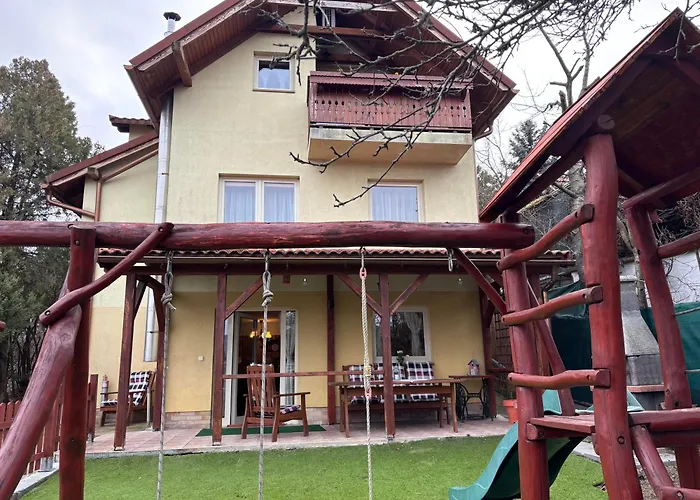 Oliver's House Budaörs